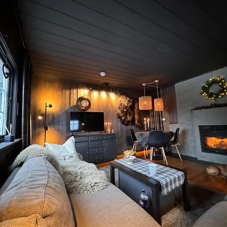 Charming With Lovely Views At Tatil Evi *