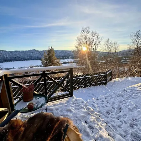 Vakantiehuis Charming With Lovely Views At